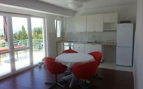 Ante Apartmani